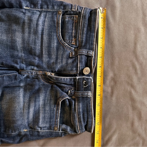 American Eagle Stretch Denim Shorts Distressed Cuffed Size 4 Blue Jean Cutoffs - Picture 7 of 9